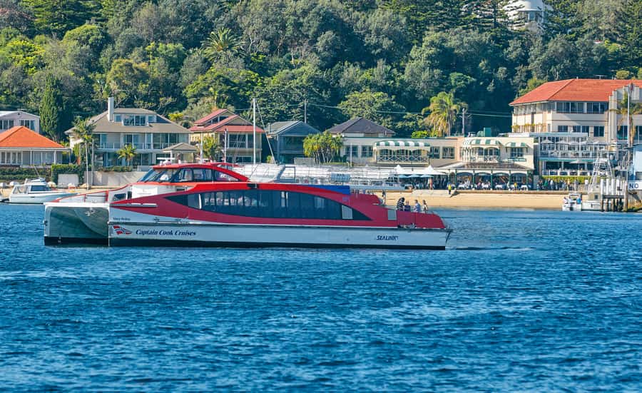 Sydney: Hop-on Hop-off Harbour Cruise with Commentary - What the pass does not include