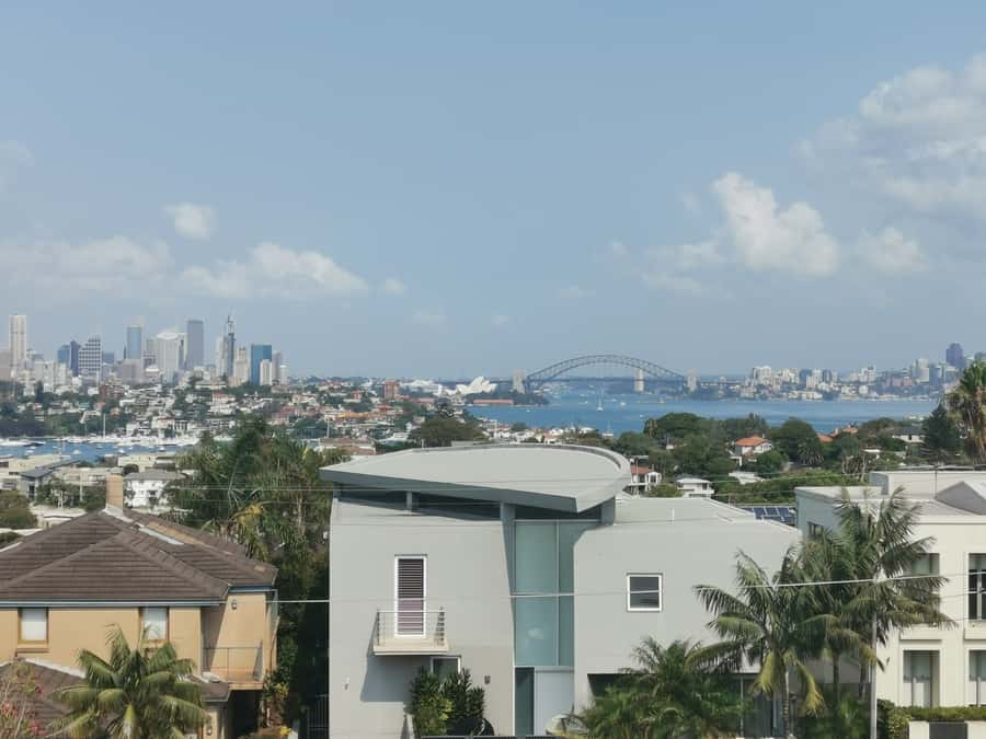 Sydney: Morning Sightseeing Bus to Bondi with Lunch Cruise - The Gap adds a raw coastal view