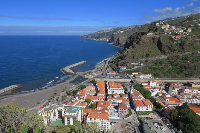 The best of SouthWest - open top roof 4x4 experience - Prazeres and a small taste of rural Madeira