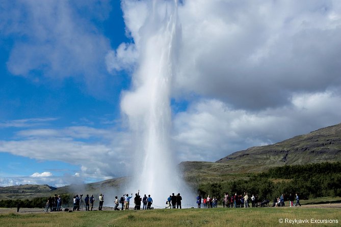 The Golden Circle Guided Bus Tour from Reykjavik - Strokkur: Iceland’s reliable burst of steam