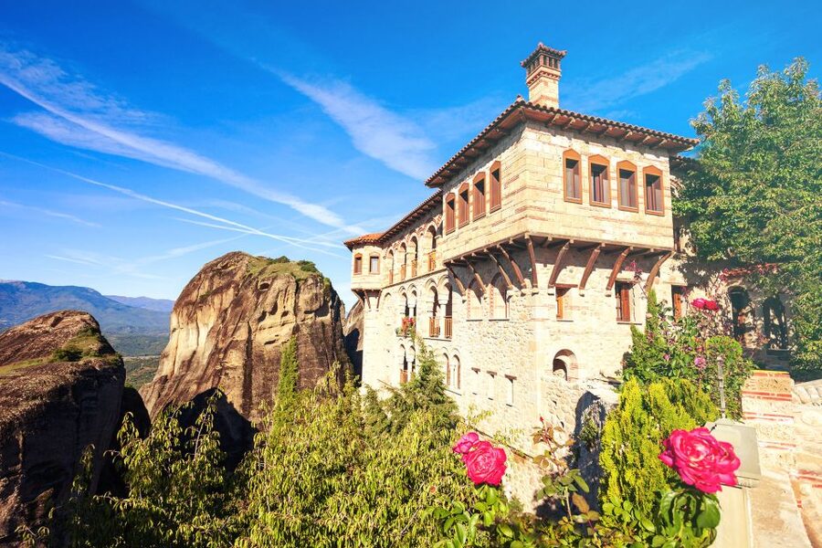 Thessaloniki: Full-Day Bus Trip to Meteora - Dress, stairs, and other practical details
