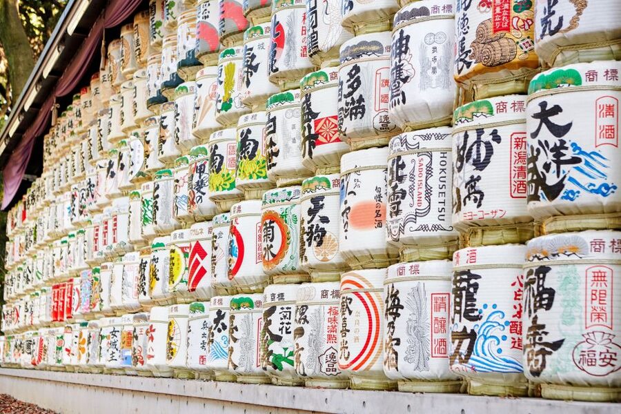 Tokyo: Morning Sightseeing Bus Tour - Akihabara, Ueno, and Kappa-Bashi from the coach