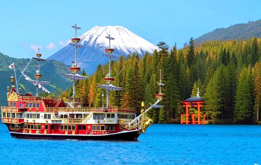 Tokyo: Mount Fuji Views and KABA Amphibious Bus Day Tour - Lake Yamanaka and the KABA amphibious bus