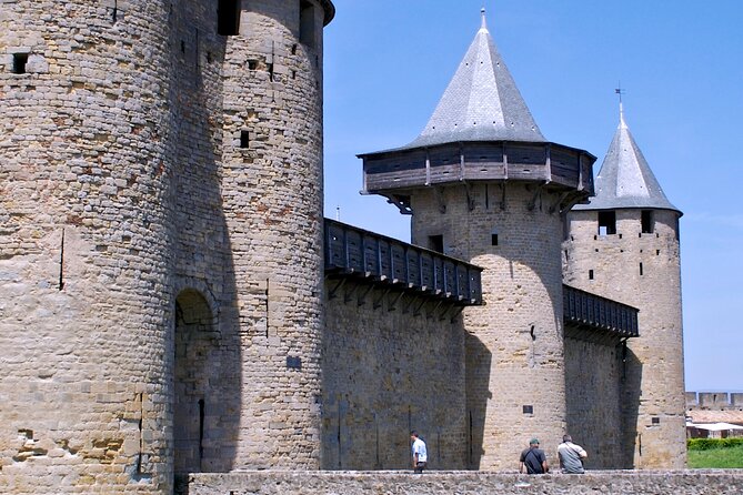 Toulouse : Carcassonne Day Trip by Coach with audio guides - Château Comtal and the ramparts
