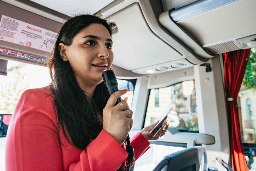 Toulouse: Carcassonne Day Trip by Coach with Audioguide - Using the Henri Trip audio guide
