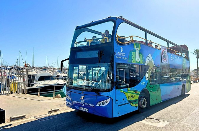 Tourist Bus Velez Malaga to Torre del Mar - Market streets and the final stops