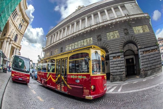 Tramvia Napoli: Easy Drop-On Drop-Off Tour to Explore Naples - Piazza del Gesù Nuovo and Via Toledo