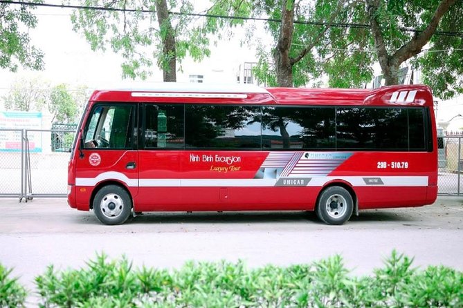 Trang An Hoa Lu Mua Cave Tour [Japanese guide, limousine bus, lunch and dinner included] - Lunch with Ninh Binh specialties