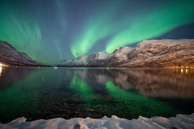 Tromso Aurora Chase by Minibus with Thermal Suit, Snack and Photo - Why the route can reach Hansnes or Kilpisjärvi
