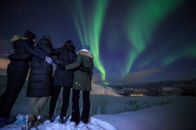 Northern Lights Chase with Photo Package Included