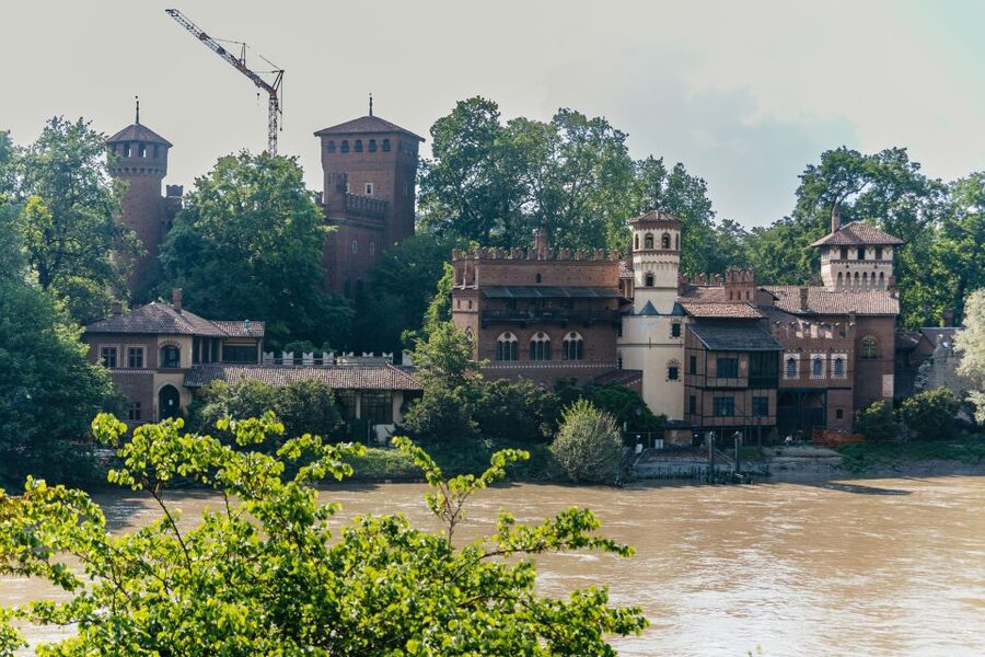Turin: Hop-on Hop-off Bus Tour with 24 or 48-Hour Ticket - Audio, app, Wi-Fi, and practical comfort