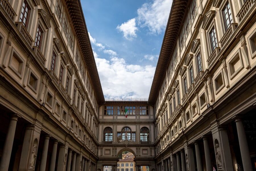 Uffizi Gallery & Hop-on Hop-off Bus Tour - Key points to know before booking