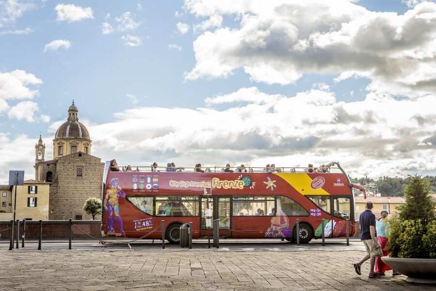 Uffizi Gallery & Hop-on Hop-off Bus Tour - Exchanging the voucher at Santa Maria Novella