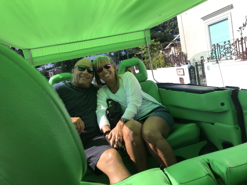 Unforgettable tour of Capri with special convertible coach - Key points at a glance