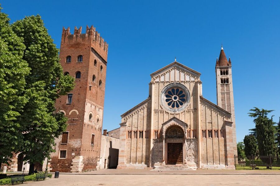Verona: Hop-on Hop-off Tour 24 or 48-Hour Ticket - Should you book it?