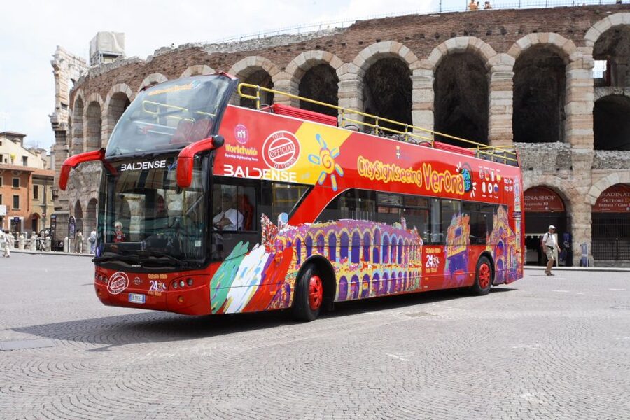 Verona: Hop-on Hop-off Tour 24 or 48-Hour Ticket - What the $29 price gets you