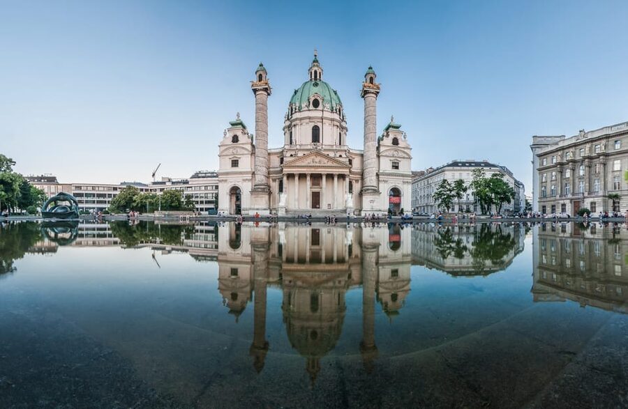 Vienna: Big Bus Hop-On, Hop-Off Tour by Open-Top Bus - Belvedere and Hundertwasserhaus