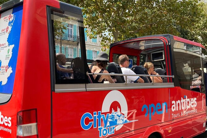 Visit of Antibes Juan-Les-Pins by convertible bus - Garoupe Beach and the Tire-Poil trail