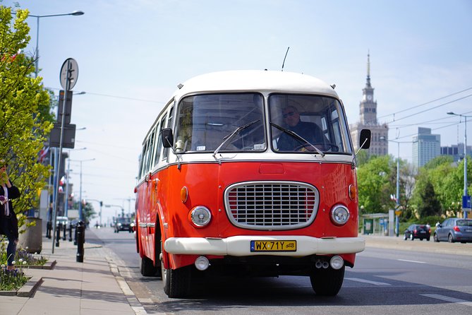 Warsaw City Sightseeing in a Retro Bus - Why the retro bus is part of the experience