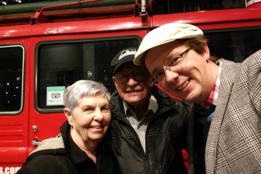 Warsaw: WWII Private Tour by Retro Minibus with Hotel Pickup - Why a retro Żuk makes sense for this Warsaw tour