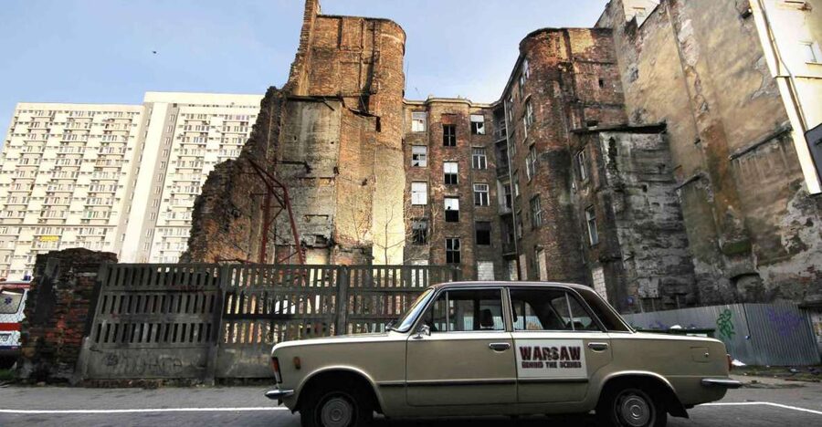 Warsaw: WWII Private Tour by Retro Minibus with Hotel Pickup - The Warsaw Ghetto Wall and the physical limits of persecution