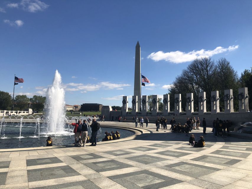 Washington DC: Bus Tour to the Highlights of the Capital - Martin Luther King Jr. Memorial and the story of civil rights