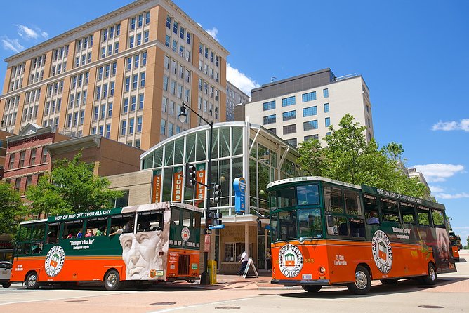 Washington DC Hop-On Hop-off Trolley Tour with 15 Stops - Stops 10 to 12: National museums and downtown history