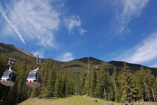 Western Classic - One Way Calgary To Vancouver Rockies Bus Tour - Day 1: Calgary to Jasper is mostly a transfer