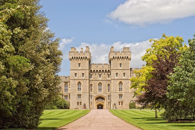 Windsor Castle Half Day Trip from London by Luxury Coach - Key points at a glance