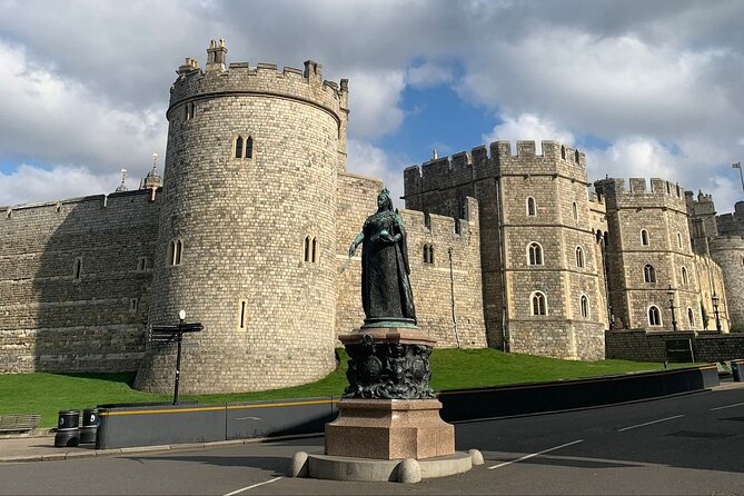 Windsor Castle Half Day Trip from London by Luxury Coach - What you are really buying for $122.64