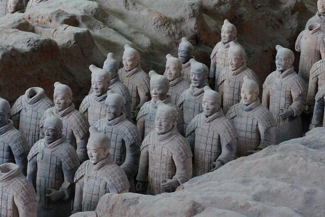 Xi'an 1-Day Coach Tour of Terracotta Army - Which guide and group experience should you expect?