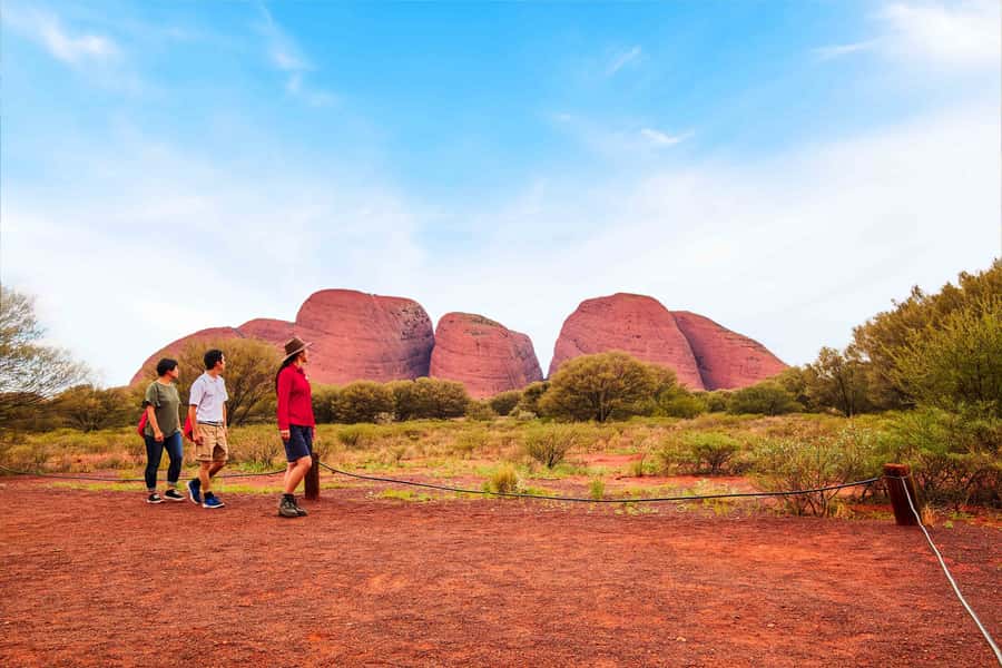 Yulara: Uluru Sunrise and Kata Tjuta Day Trip by Bus - Walpa Gorge: short distance, rough footing