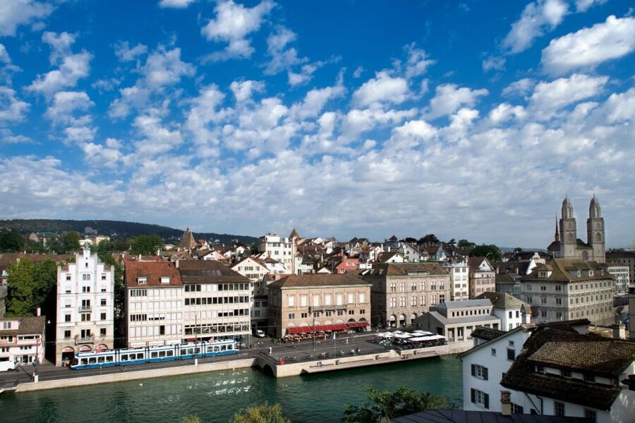 Zurich: City Bus Tour with Audio Guide and Lake Cruise - Who will get the most from this tour