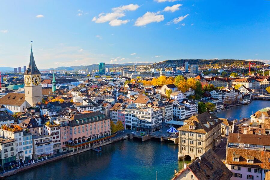 Zurich: Open Top Bus Sightseeing Tour with Optional Cruise - Parade Square, Bahnhofstrasse, and Zurich’s polished center
