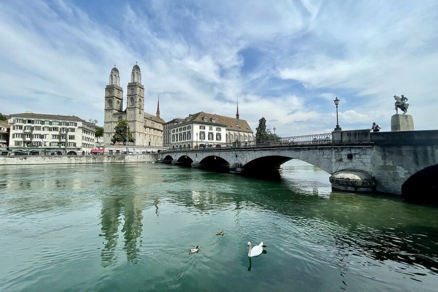 Zurich: Sightseeing Bus Tour with Optional FIFA Museum - Walking through Münsterhof and the Old Town